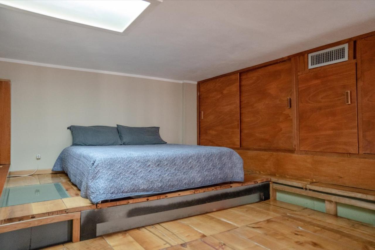 Appartement Corso Vittorio Rustic Loft à Cagliari Extérieur photo